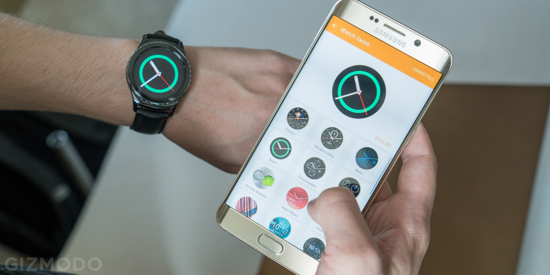 Illustration for article titled The Gear S2 Smartwatch Is a Good Idea, Racked With OS Growing Pains